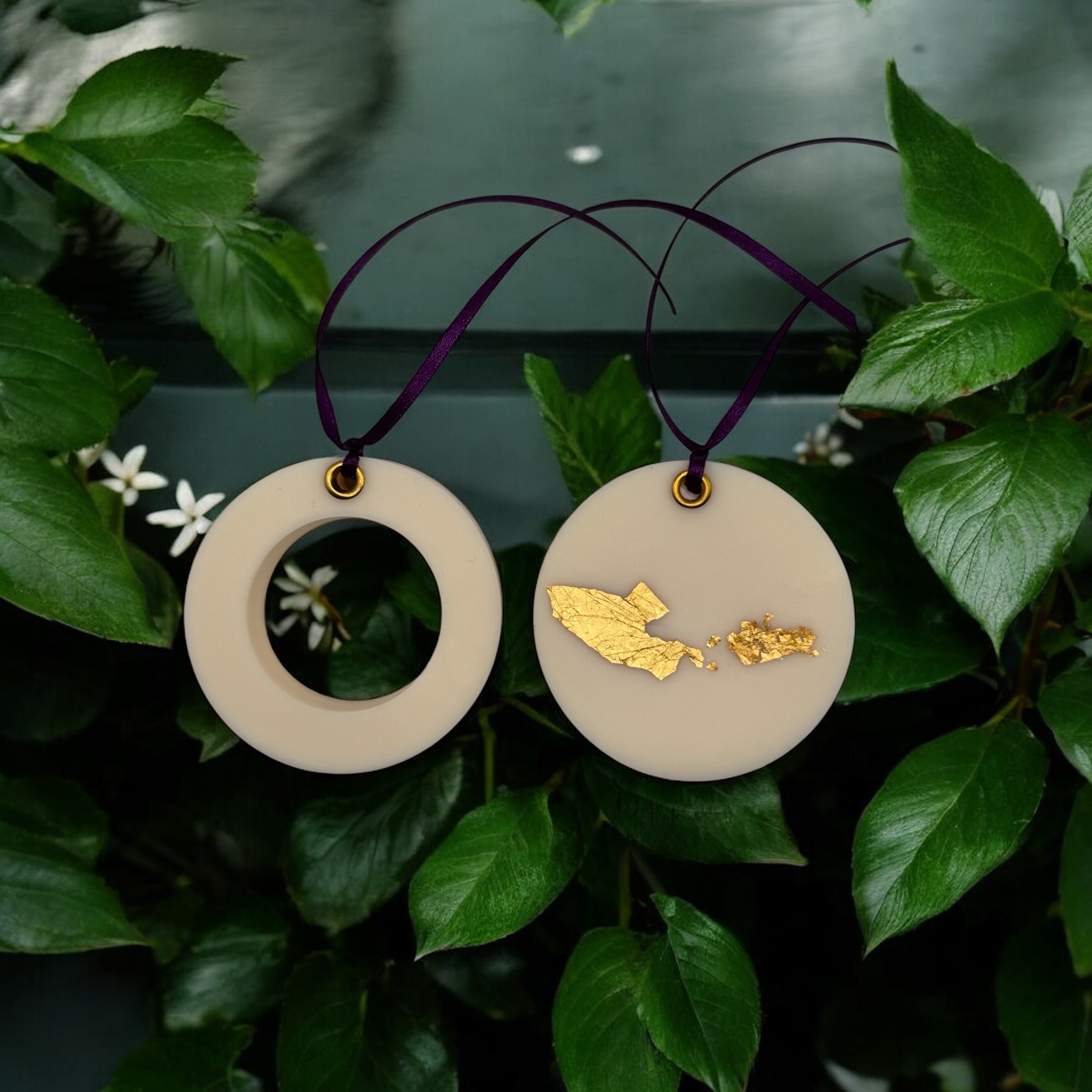 Jasmine with 24k Gold • Set of 2
