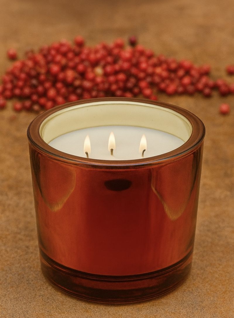 Φωτογραφία από Sandalwood & Pink Pepper