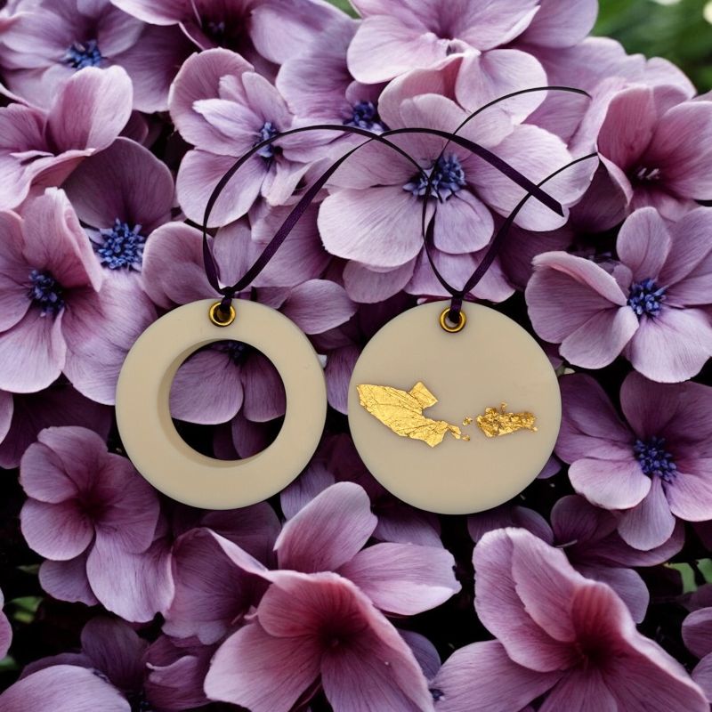 Φωτογραφία από Lilac Flower with 24k Gold • Set of 2