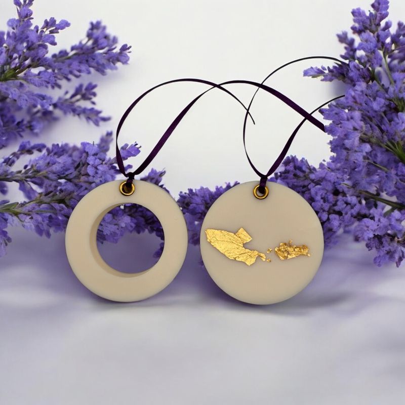 Φωτογραφία από Lavender with 24k Gold • Set of 2